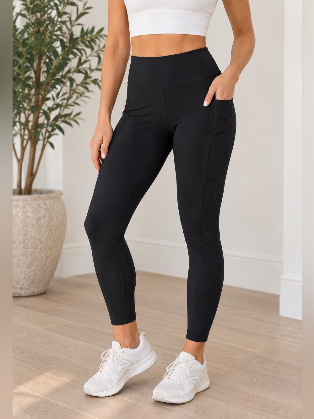 Outdoor Voices Black Utility Pocket Leggings Size M